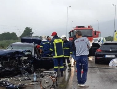 Στυλίδα: Σοβαρό τροχαίο με μητέρα και μωρό που μόλις βγήκαν από το μαιευτήριο (φώτο-βίντεο)